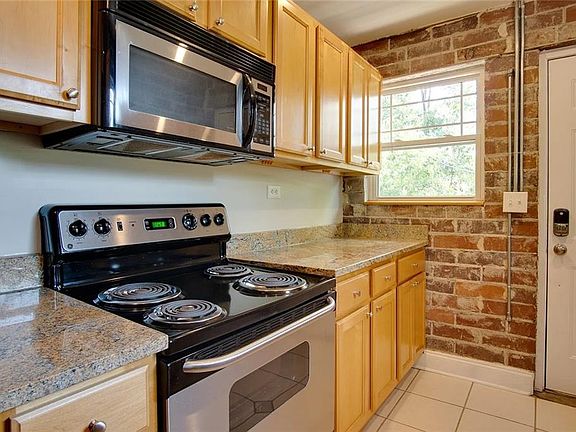 3rd image of 24 Daniel St SE APT 14