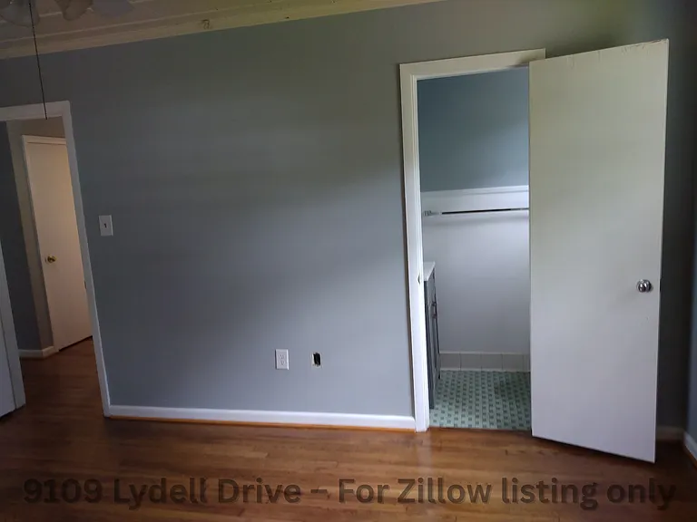 9109 Lydell Dr — Photo 9