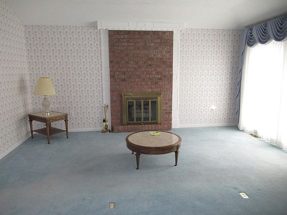 2nd image of 309 Miller Ave