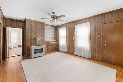 5th image of 121 Hope St #2