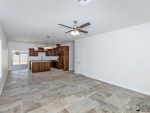 5th image of 10858 E 46th Ln