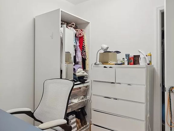 3rd image of 323 23rd St #2C