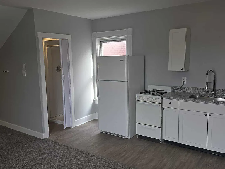 424 W Martin Luther King Jr Blvd #3 — Photo 4
