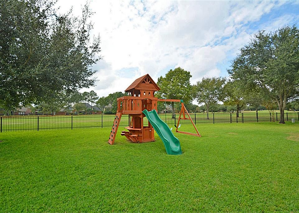 1st image of 3026 Willow Trace Ct
