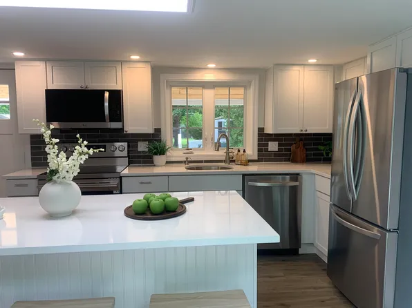 59 Barberry Lane, Raymond, NH 03077