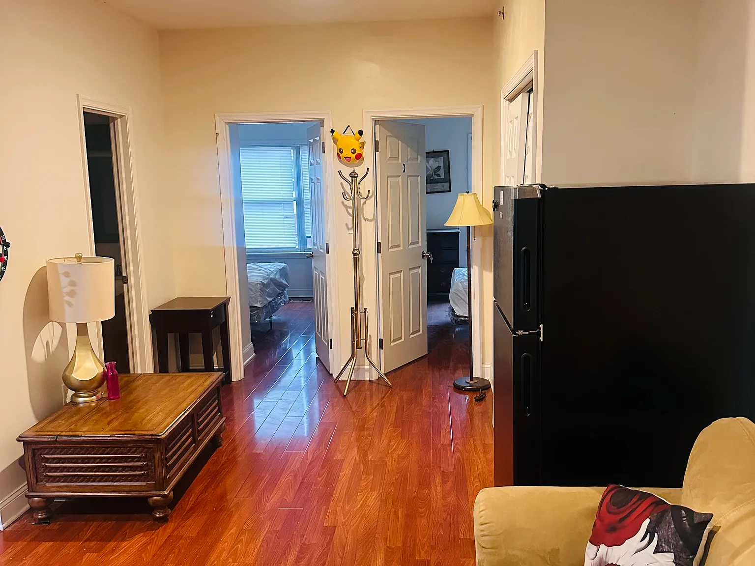 3 bed, 1000 sqft, $1,975 — Photo 3