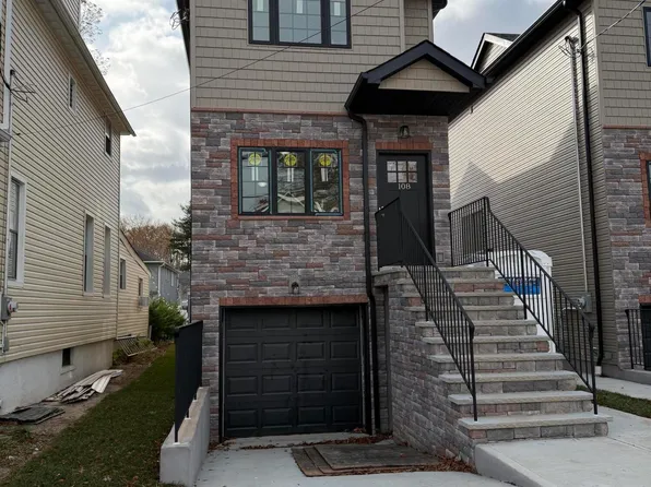 108 Burke Ave, Staten Island, NY 10314