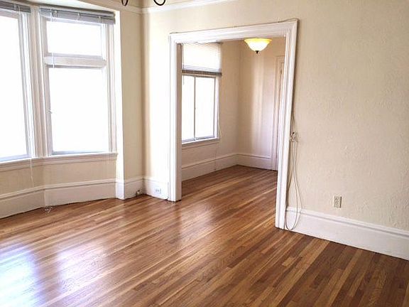 3rd image of 830 Bush St APT 503