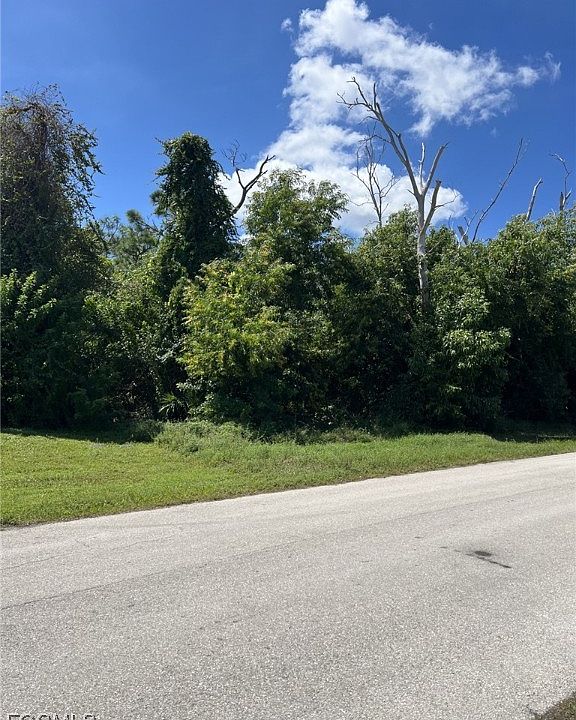 2nd image of 5567 Judith Rd