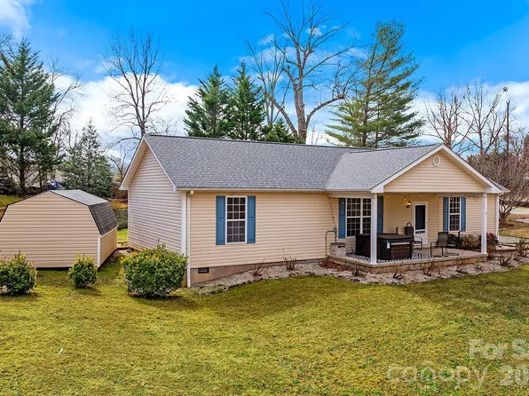 60 Maple Ridge Dr, Old Fort, NC 28762