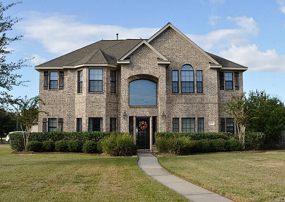 1st image of 1242 Lake Grayson Dr