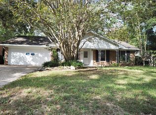 2405 Lazybrook Dr, Houston, TX 77008