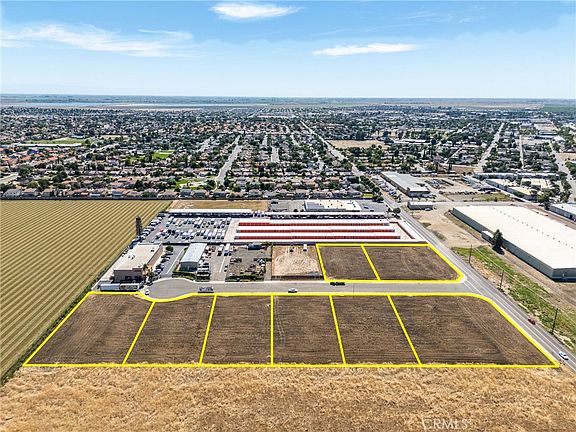 2nd image of 215 Commerce Way Lot 1