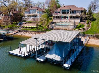 126 Muirfield Ct, Sunrise Beach, MO 65079