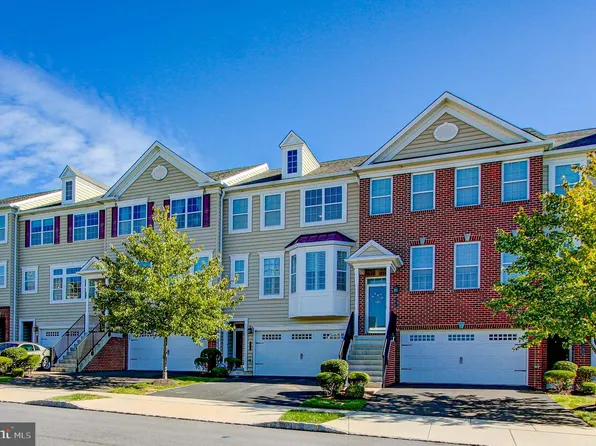 138 Country View Way, Telford, PA 18969