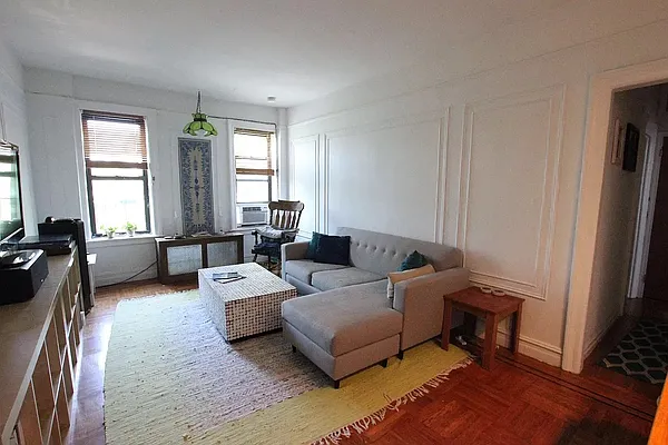 Rented by Compass | media 2