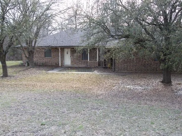 109 Simmons Loop, Van Alstyne, TX 75495