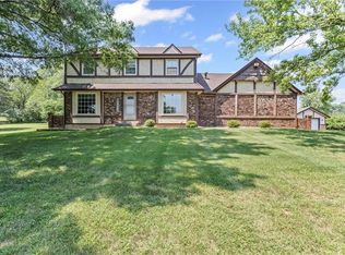 13340 Kimberly Cir, Olathe, KS 66061