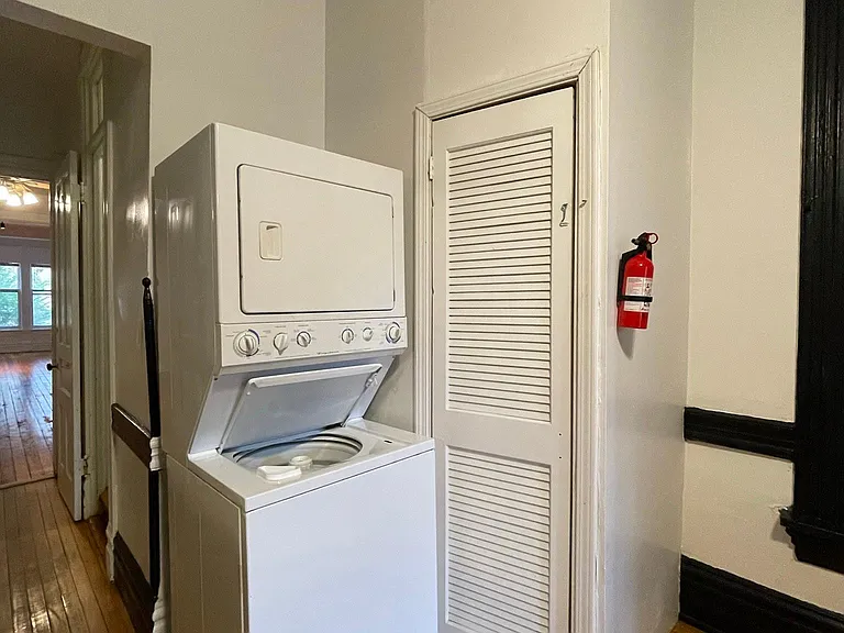 1434 N North Park Ave #2 — Photo 9