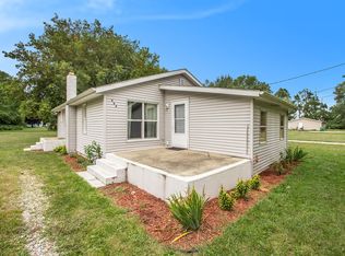 884 Carberry Rd, Niles, MI 49120