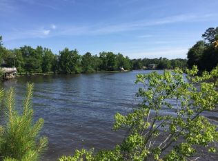 12193 Hickman Rd, Biloxi, MS 39532