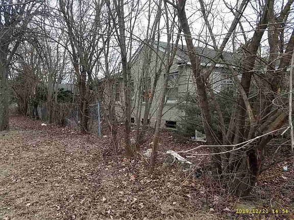 14200 Promenade