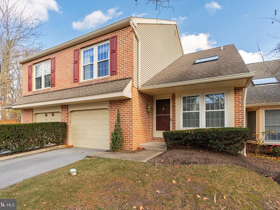 1st image of 3 Oak Leaf Ln