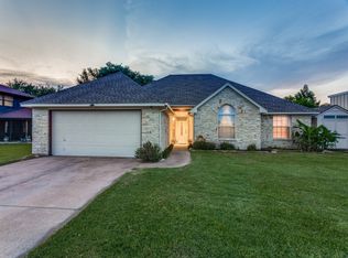 3710 Coral Sands Ct, Granbury, TX 76049
