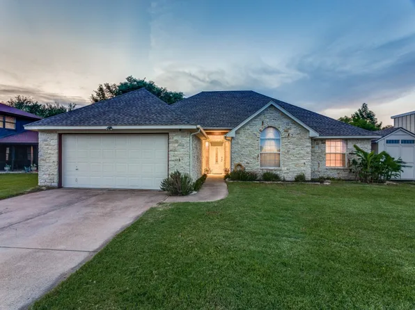 3710 Coral Sands Ct, Granbury, TX 76049