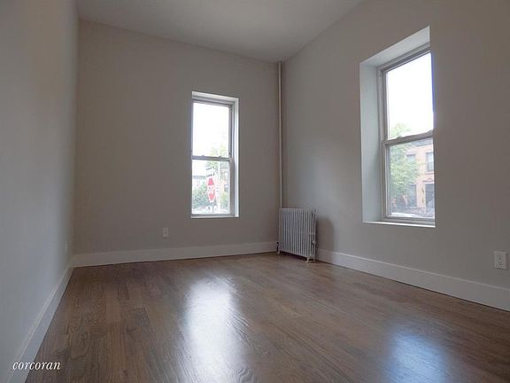 4th image of 666 Saint Johns Pl APT 1R