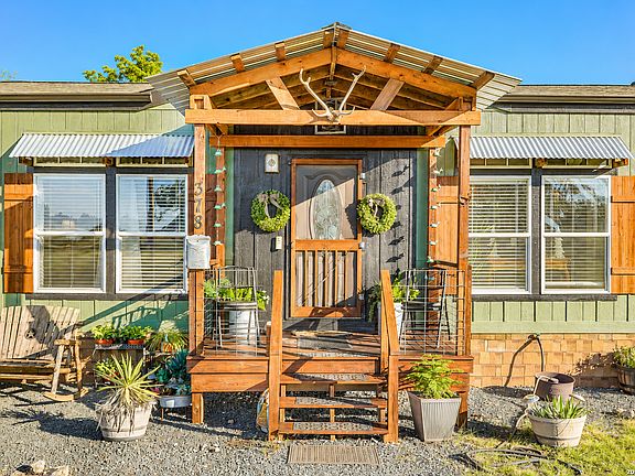 3rd image of 378 Aime Real Ranch Road