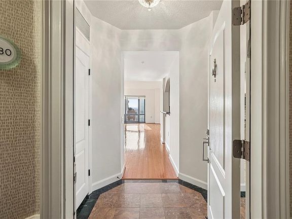 3rd image of 3475 Oak Valley Rd NE APT 1580