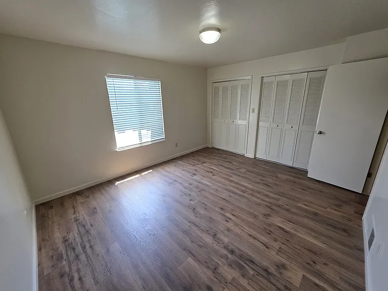 200 W Turner Rd #4 — Photo 10
