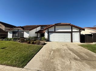 533 Strauss Dr, Thousand Oaks, CA 91320