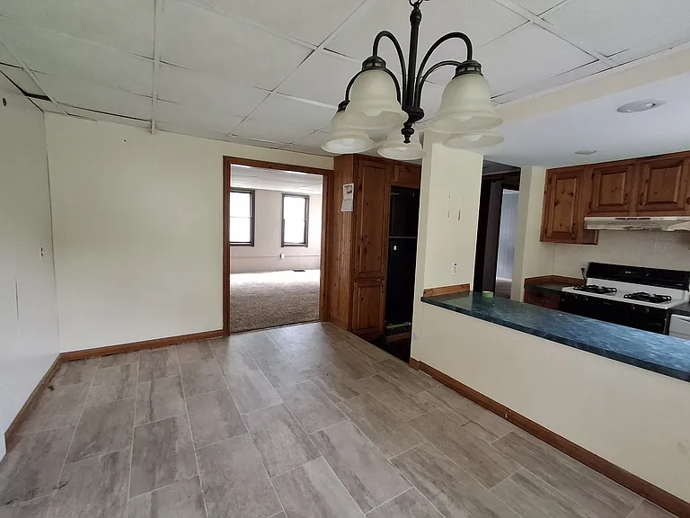 55 River St #1 — Photo 6