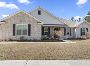 170 Double Eagle Ct, Freeport, FL 32439