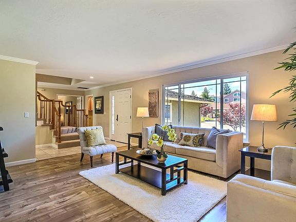 3rd image of 1498 Eddington Pl