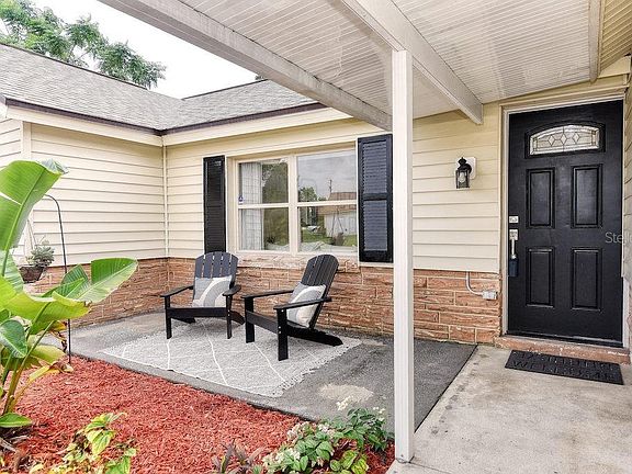 2nd image of 551 Salerno Dr