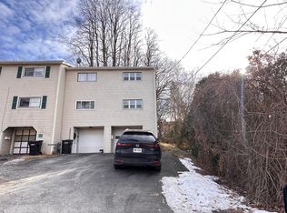 54 Northern Dr, Troy, NY 12182