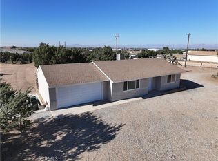 6919 Coriander Dr, Oak Hills, CA 92344