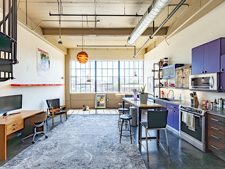 101 W Marshall St #44 — Photo 10