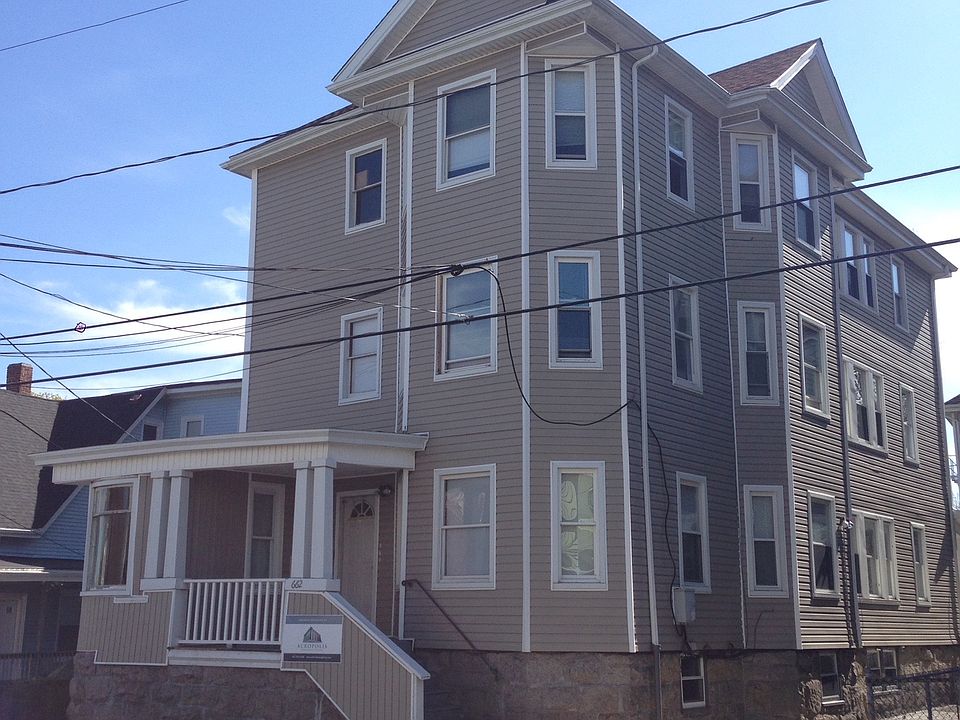 2nd image of 662 2nd St APT 1