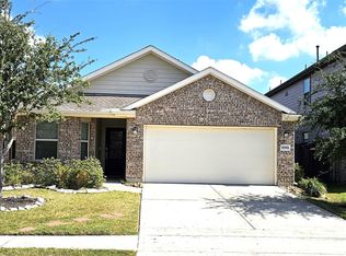 8918 Beacon Mill Dr, Cypress, TX 77433