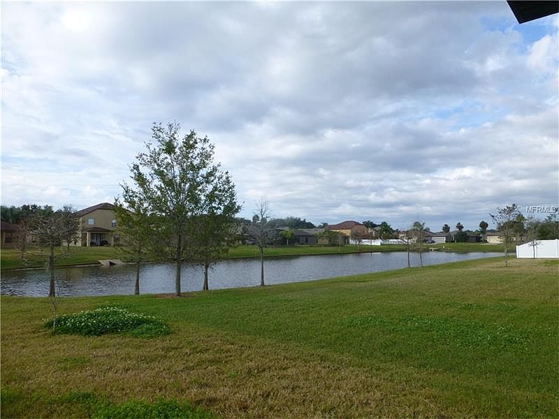 2nd image of 2645 Vineyard Cir