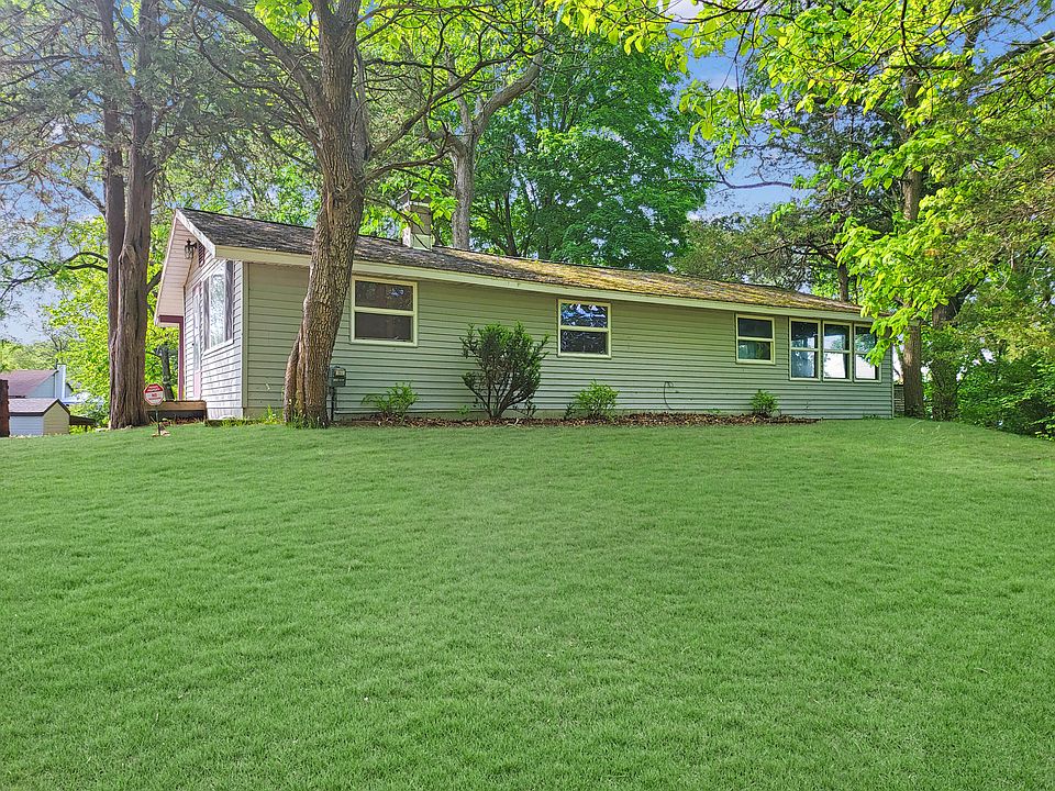 1st image of 1734 Manitou Ln