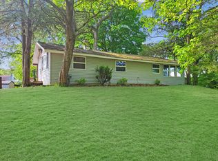 1734 Manitou Ln, Middleville, MI 49333