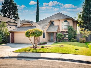 665 E Pintail Cir, Fresno, CA 93730