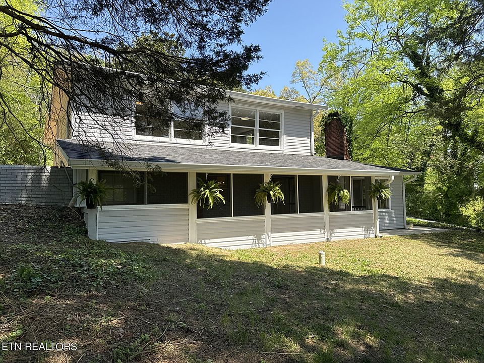 1st image of 716 Lakeview Dr