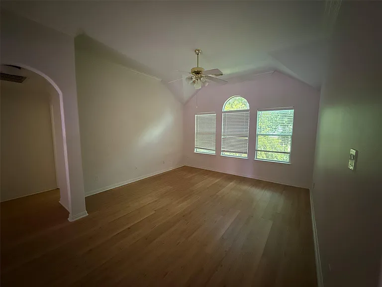 7819 Blue Stream Ct — Photo 13