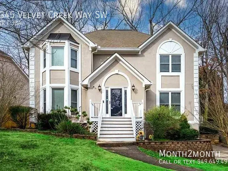 1345 Velvet Creek Way SW — Photo 15
